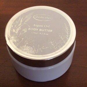 NWOT Argan Oil Body Butter 125ml/4.2fl.oz
